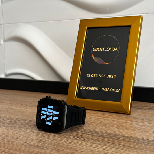 APPLE WATCH RM CASE - BLACK METAL CASE + BLACK STRAP