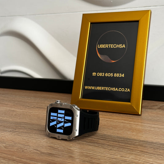 APPLE WATCH RM CASE - STEEL METAL CASE + BLACK STRAP